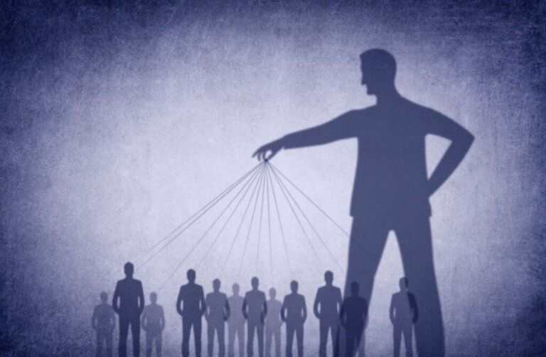 O que são grupos coercitivos e por que são tão perigosos?