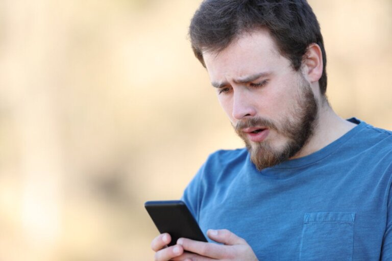 Roubo de identidade em redes sociais, uma dor psicológica real
