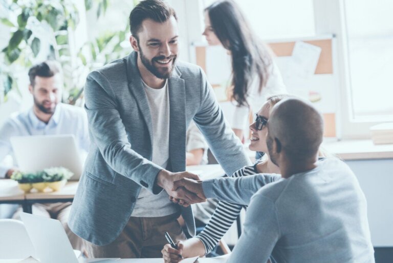 6 maneiras de melhorar suas habilidades sociais