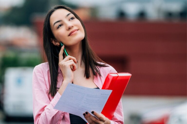 Relação entre inteligência emocional e pensamento crítico