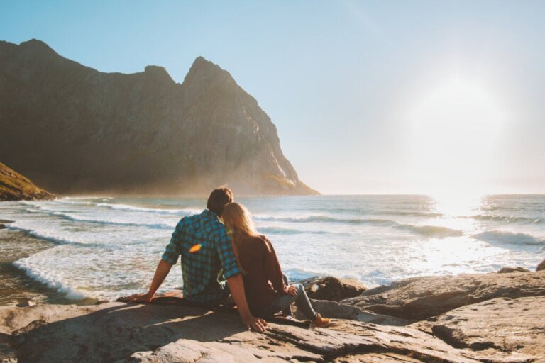 Viajar pode salvar seu relacionamento?