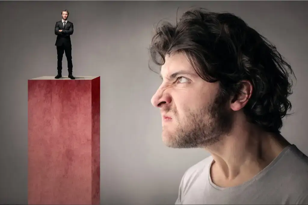 contioutra.com - Essas 5 perguntas parecem normais, mas revelam inveja &mdash; veja se voc&ecirc; j&aacute; ouviu alguma delas