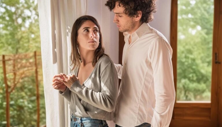 Sinais de chantagem emocional em um relacionamento e como lidar com isso