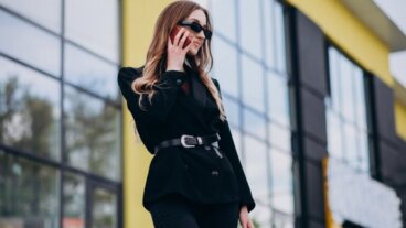 Usar roupas pretas não reflete apenas elegância, é o que diz a psicologia